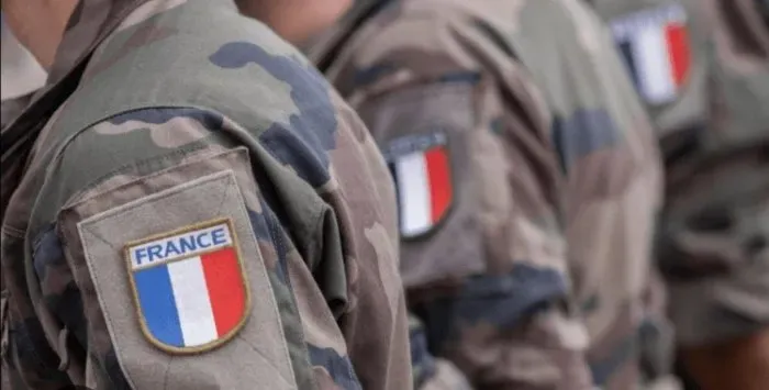 Fransiyada ixtiyoriy harbiy xizmat joriy etiladi
