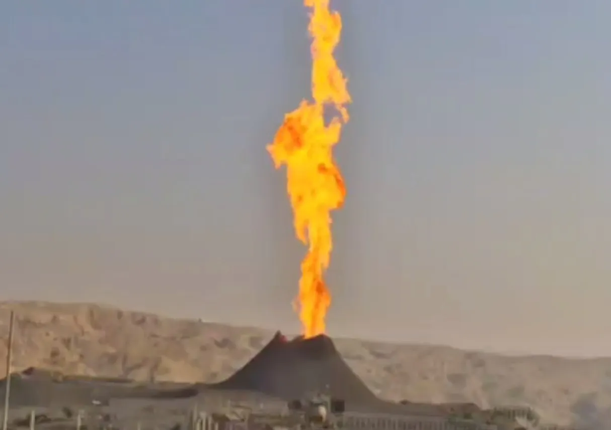 “Havoga zararli moddalar tarqalishining oldini olish uchun gaz yoqib qo‘yilgan” – Energetika vazirligi