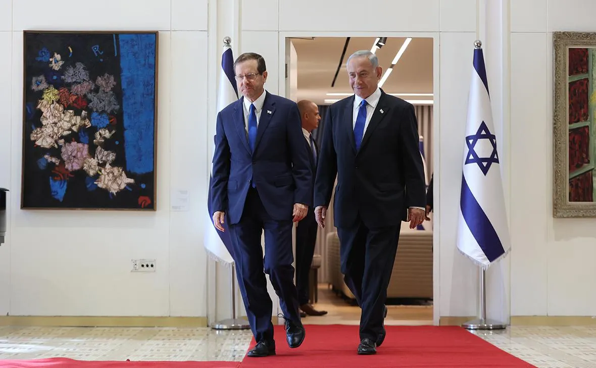 
														
														Bosh vazir Netanyaxu Isroil prezidentidan o‘ziga nisbatan afv so‘radi
														
														