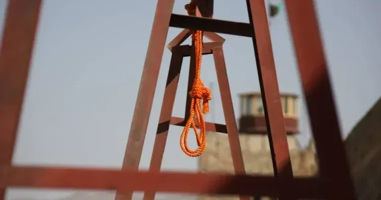 Singapurda narkojinoyatlarda ayblangan uch kishi qatl etildi