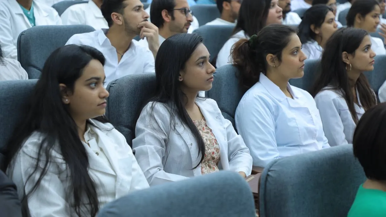 
														
														2025-yilda O‘zbekistonga o‘qish uchun eng ko‘p Hindistondan talabalar kelgan
														
														