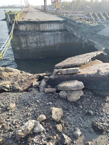 Rossiya Ukrainadagi suv omborga zarba berdi