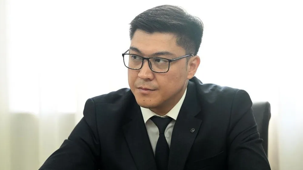 Qirg‘izistonda vazir mast holda mashina boshqargani uchun ishdan bo‘shatildi