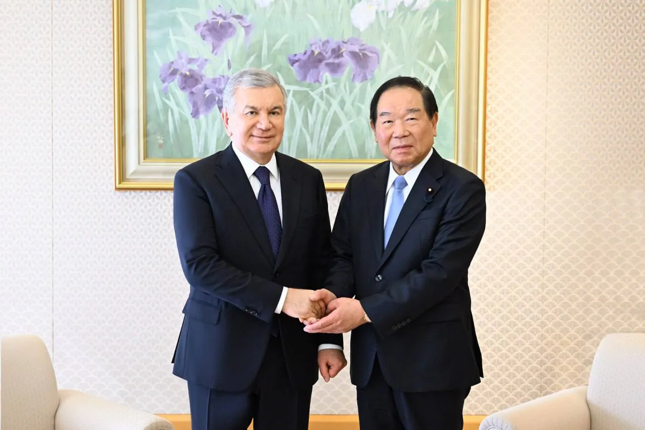 Президент Япония Вакиллар палатаси Спикери билан учрашди