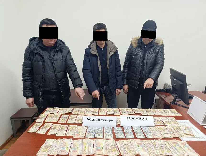 
														
														Қорақалпоғистонда МЧЖ раҳбарини “ухлатмоқчи” бўлган солиқчилар ушланди
														
														