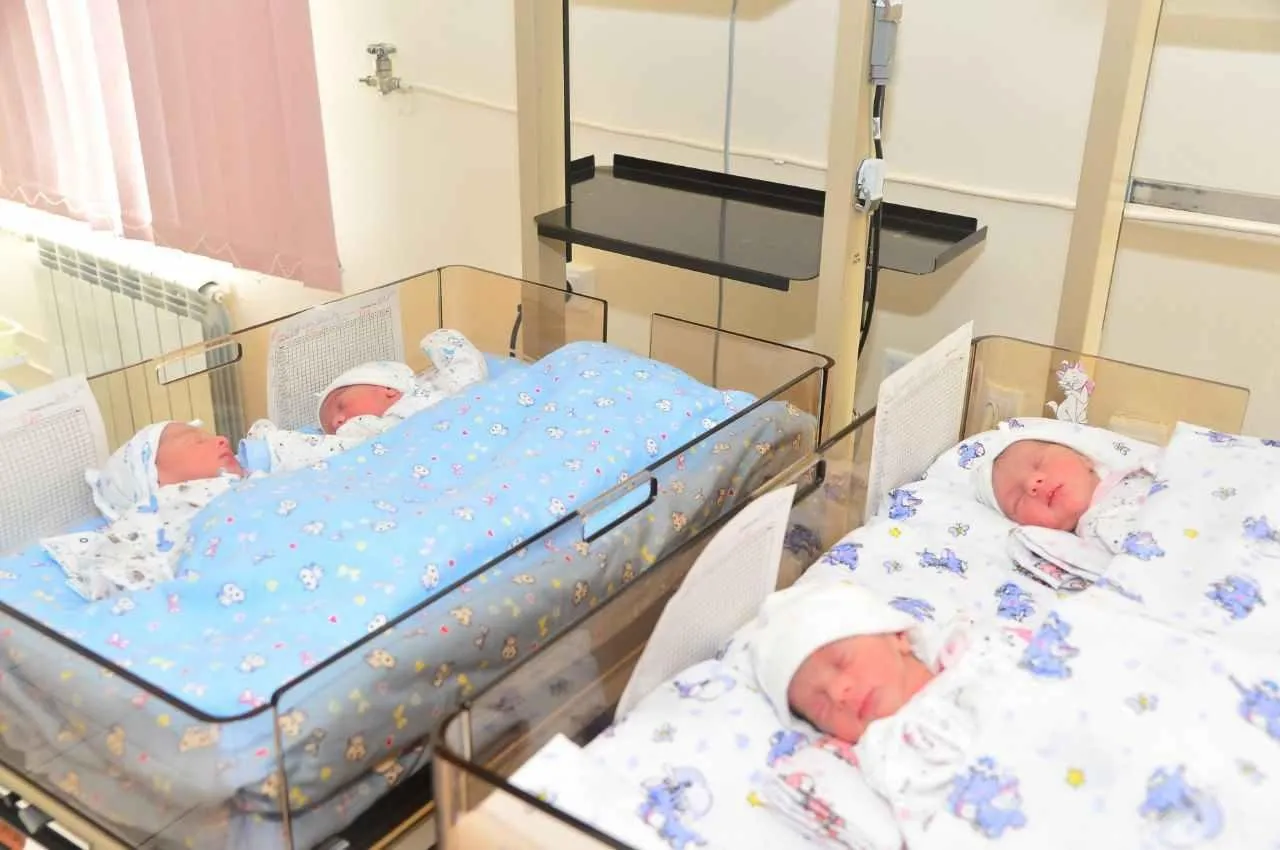 
														
														O‘zbekistonda 9 oyda 15,6 ming nafar egizak chaqaloq tug‘ilgan
														
														