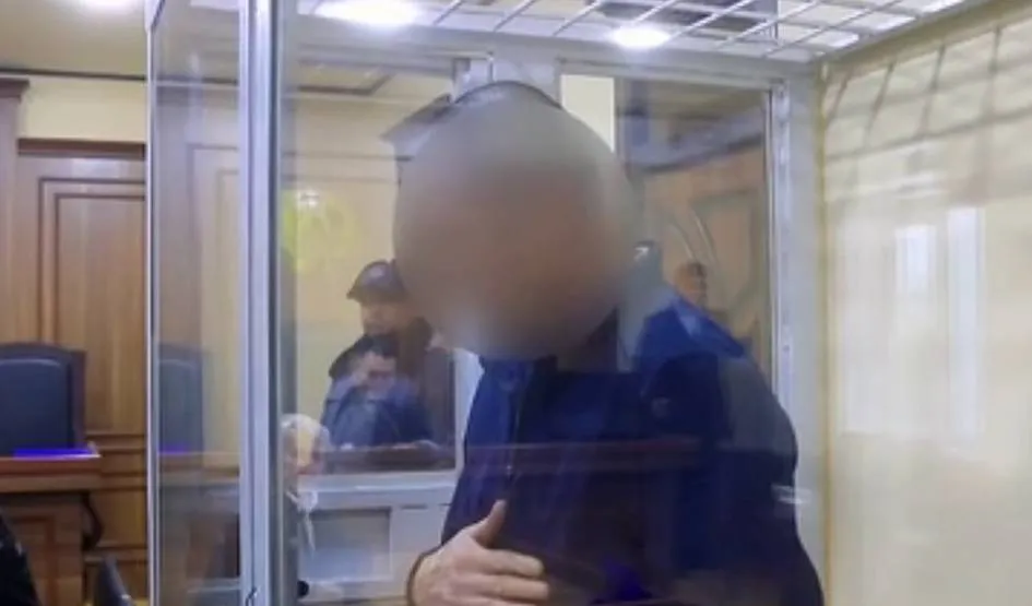 
														
														Жиззахда спиртли ичимлик ичиб, танишини пичоқлаган эркакка 3 йилга қамалди
														
														