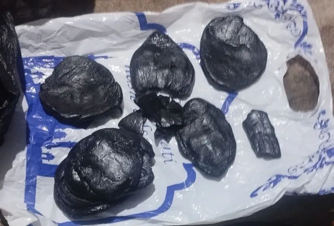 
														
														Қорақалпоғистонда 3 нафар наркосавдогар қўлга олинди
														
														