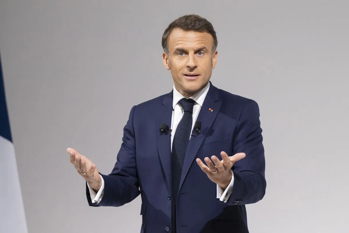 Макрон Трампнинг “Тинчлик Кенгаши” режасини қўллаб-қувватламайди