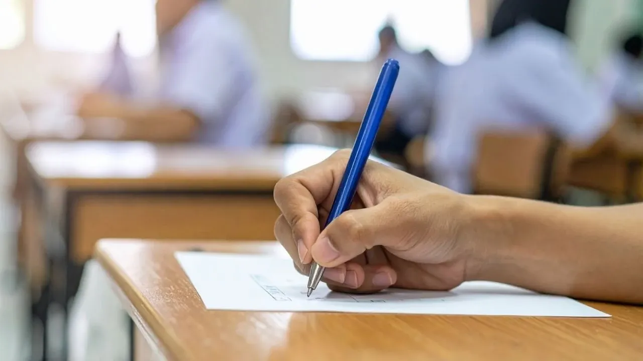 
														
														Чет элликлар учун ўзбек тилидан имтиҳон жорий этилади
														
														