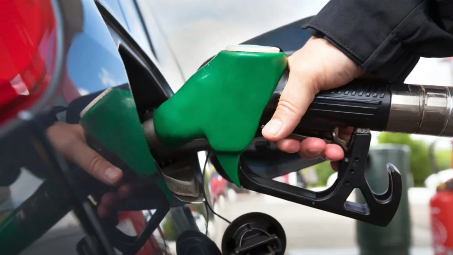 
														
														1-apreldan yonilg‘i quyish shoxobchalarida naqd to‘lov qabul qilinmaydi
														
														