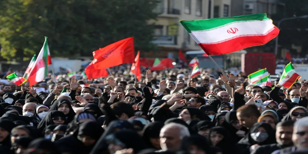 AQSh o‘z fuqarolarini Erondan zudlik bilan chiqib ketishga chaqirdi