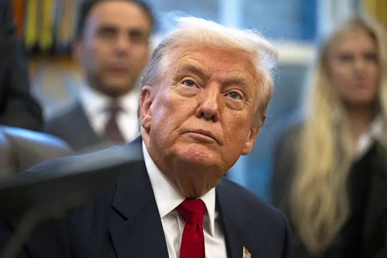 Трамп Эрон билан савдо қилувчи давлатлар учун божларни оширади