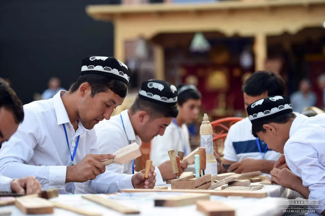 
														
														O‘zbekistonda hunarmandlar soni bo‘yicha yetakchi hudud qaysi?
														
														