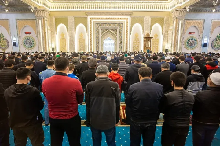 
														
														Рамазон ойида Ўзбекистондаги 2000 дан ортиқ масжидда таровиҳ намози ўқилади
														
														
