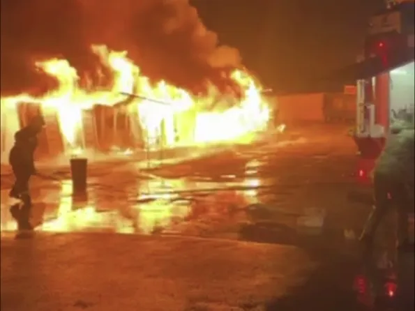 
														
														Toshkentdagi qurilish bozorida yong‘in sodir bo‘ldi
														
														