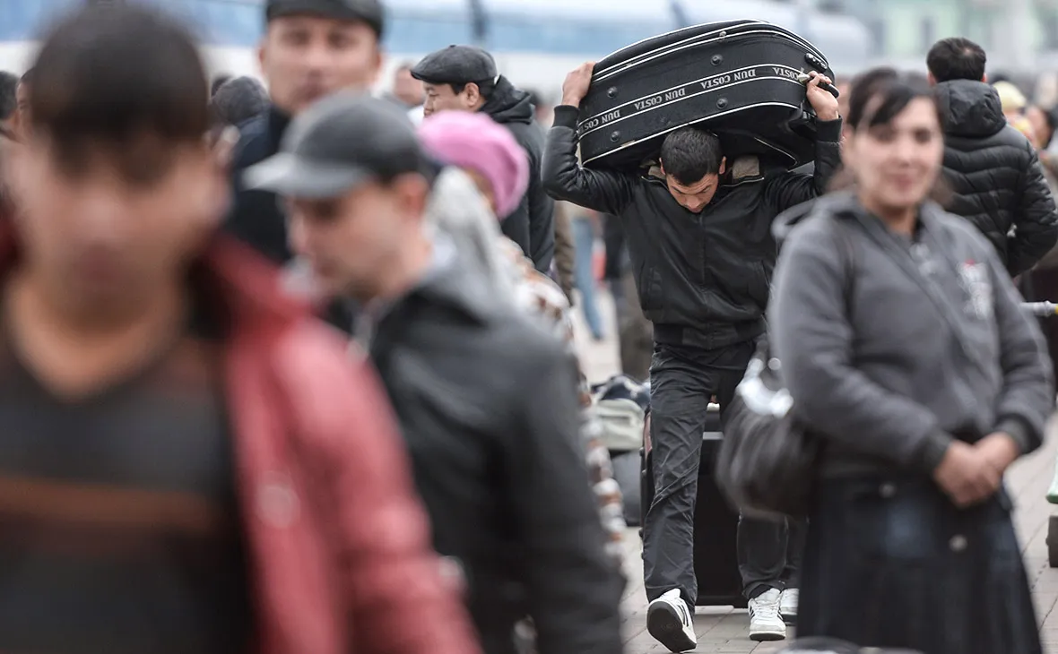 
														
														Миграция агентлиги хорижга ишга кетишга тўлов қилиб, жўнаб кетолмаган фуқароларга маблағларини қайтаради
														
														