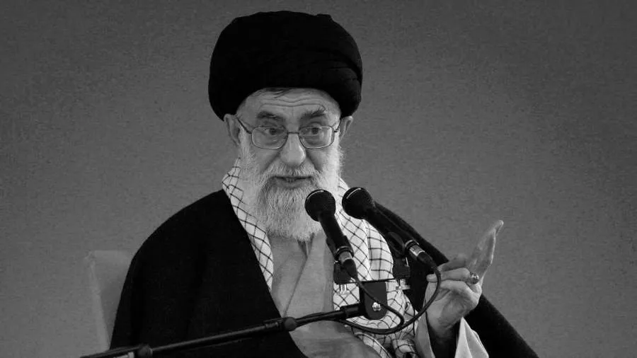 
														
														Eron oliy rahnamosi Oyatulloh Ali Xomanaiy halok bo‘ldi
														
														