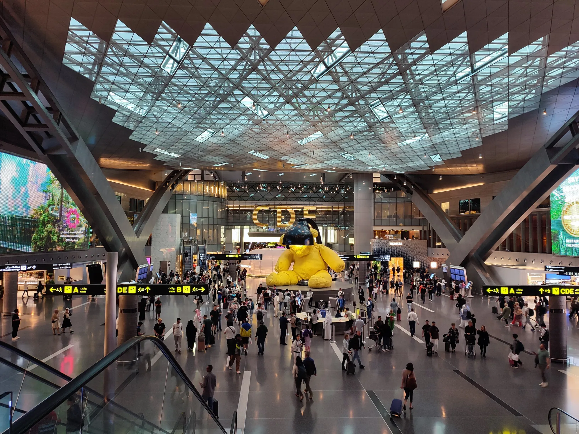 Toshkentga qaytayotgan 48 nafar o‘zbekistonlik Doha aeroportida qolib ketgan