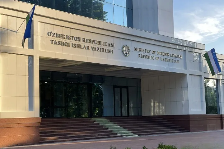 Ўзбекистонликларга хорижга чиқмасликни тавсия қилинди