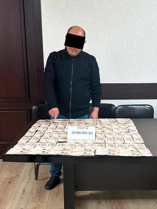 Bo‘kada qarzdorlikni uzaytirib berish evaziga pora talab qilgan soliqchi ushlandi