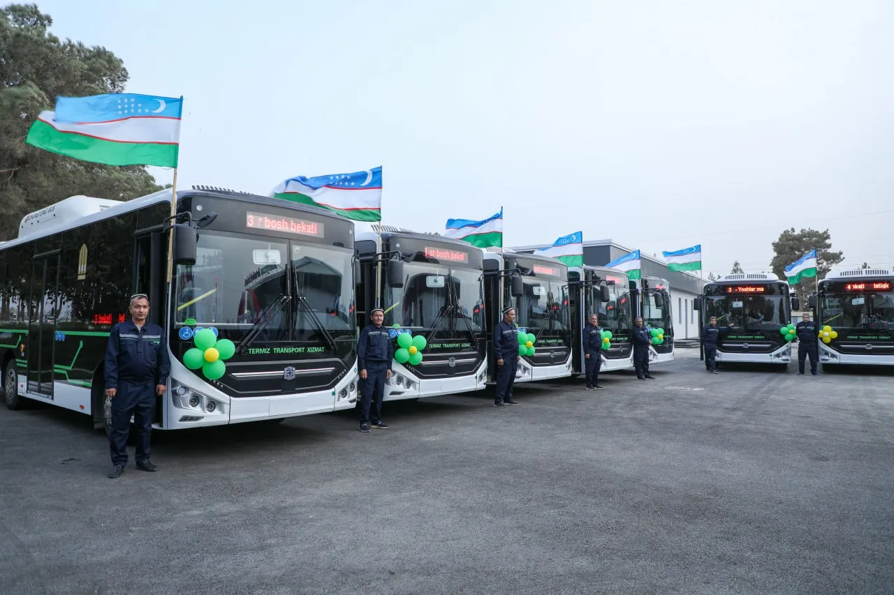 
														
														Термиз шаҳрига Хитойдан 35 та автобус олиб келинди
														
														