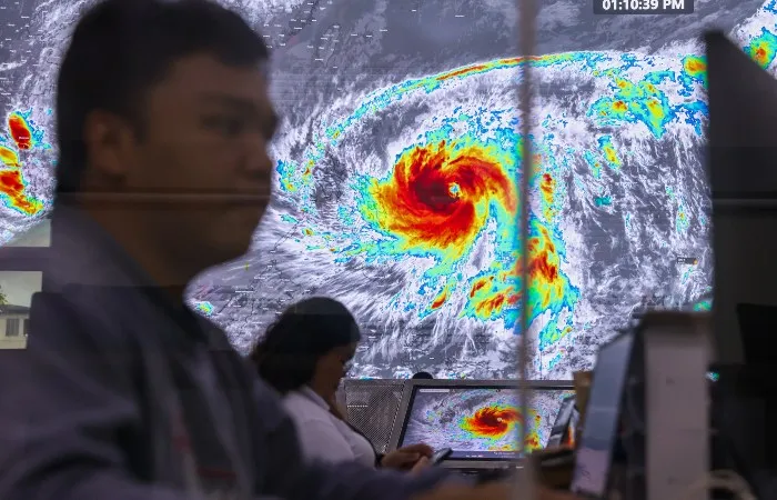 Филиппинда тўфон сабаб 100 мингга яқин аҳоли эвакуация қилинди