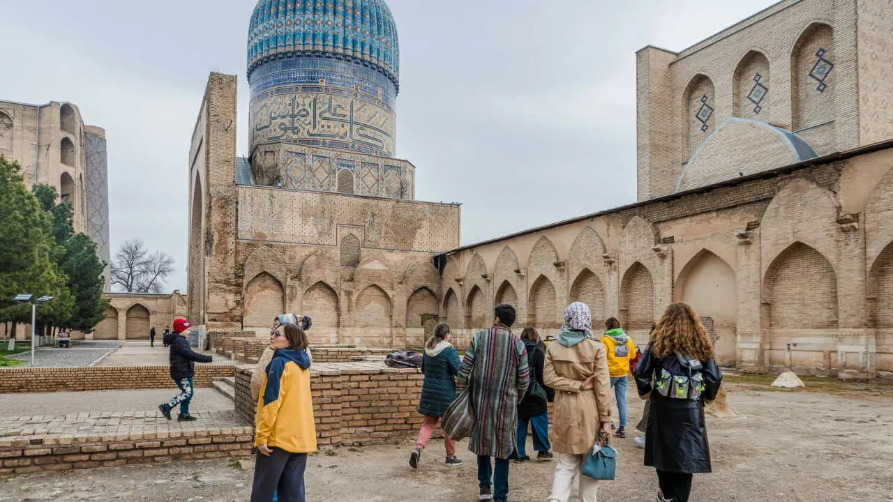 O‘zbekistonga 10 oyda 9,7 mln nafar turist tashrif buyurdi