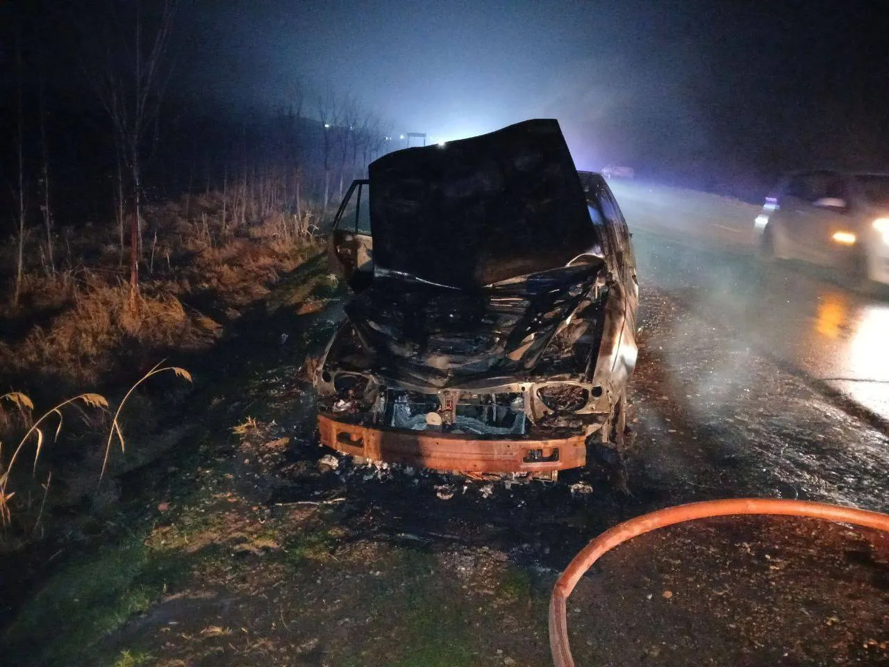 
														
														Тошкент вилоятида Nexia ёниб кетди
														
														