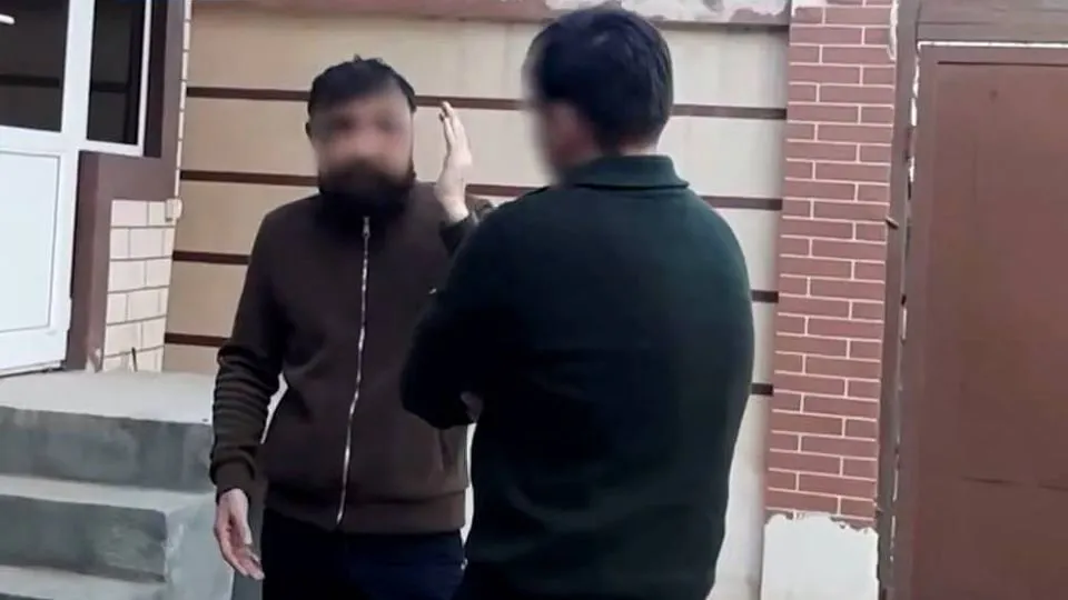 
														
														Surxondaryoda Tojikiston fuqarosi qarz uchun garovga olingani aniqlandi
														
														