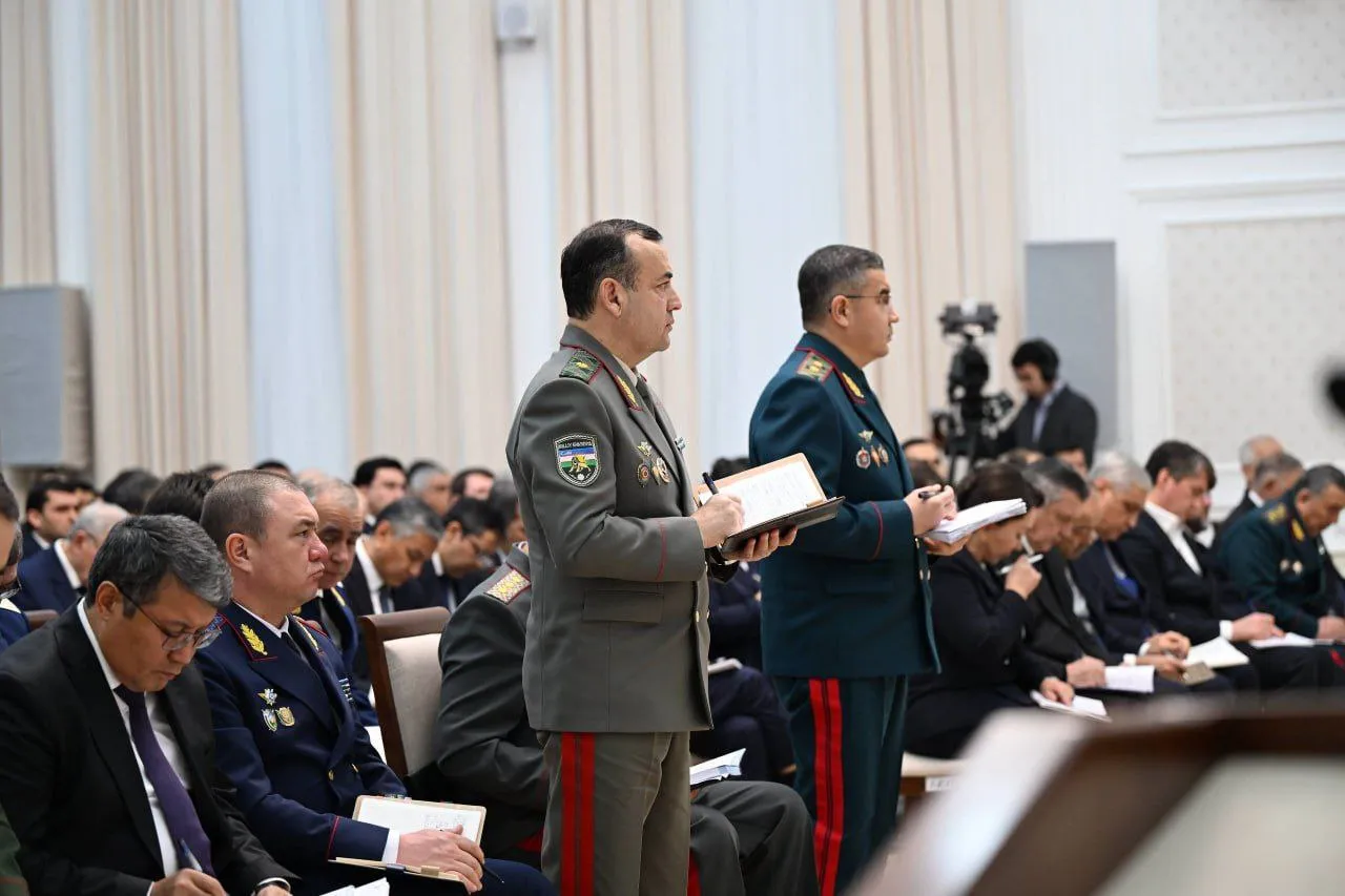 Ichki ishlar va Milliy gvardiya xodimlariga tungi xizmat uchun kompensatsiya belgilanadi