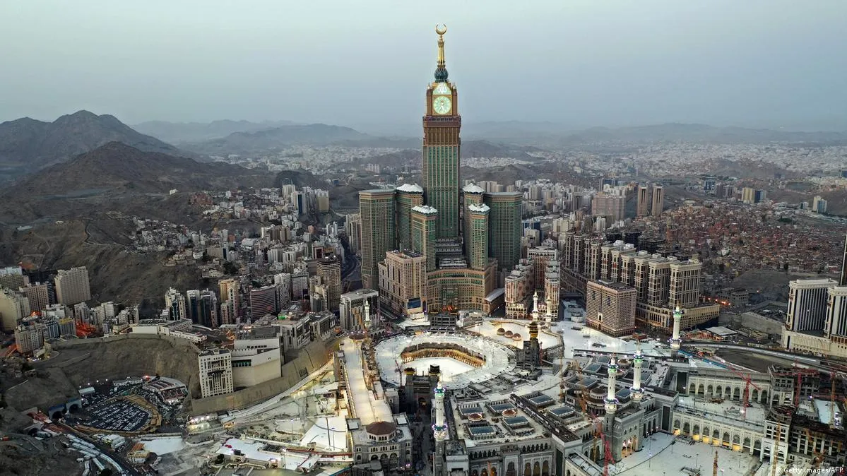 
														
														2025-yilda 366 mingdan ortiq o‘zbekistonlik Saudiya Arabistoniga safar qilgan
														
														