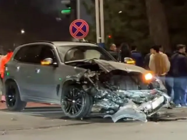 Тошкентда BMW ва Onix иштирокида ЙТҲ содир бўлди